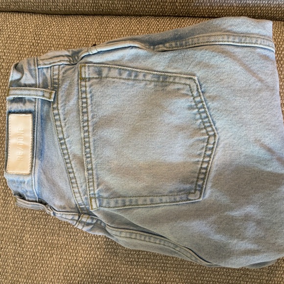 RE/DONE Originals 90s High Rise Loose in Perfect Light Indigo size 26 - Picture 8 of 10